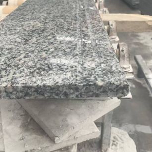 潍坊芝麻白楼梯踏步 芙蓉白