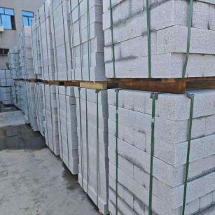 潍坊芝麻白路牙石，路侧石