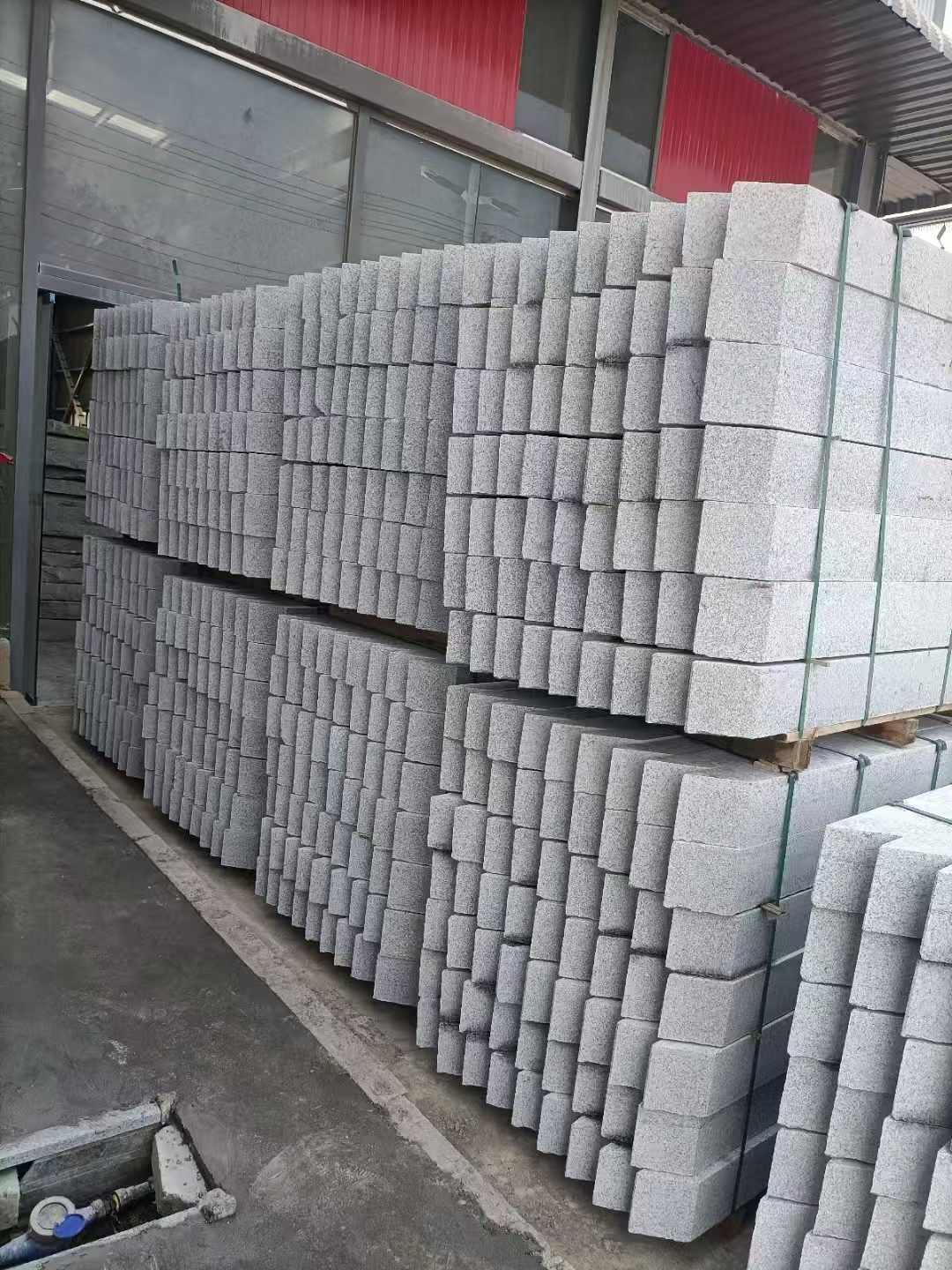 潍坊芝麻白树围石 树池