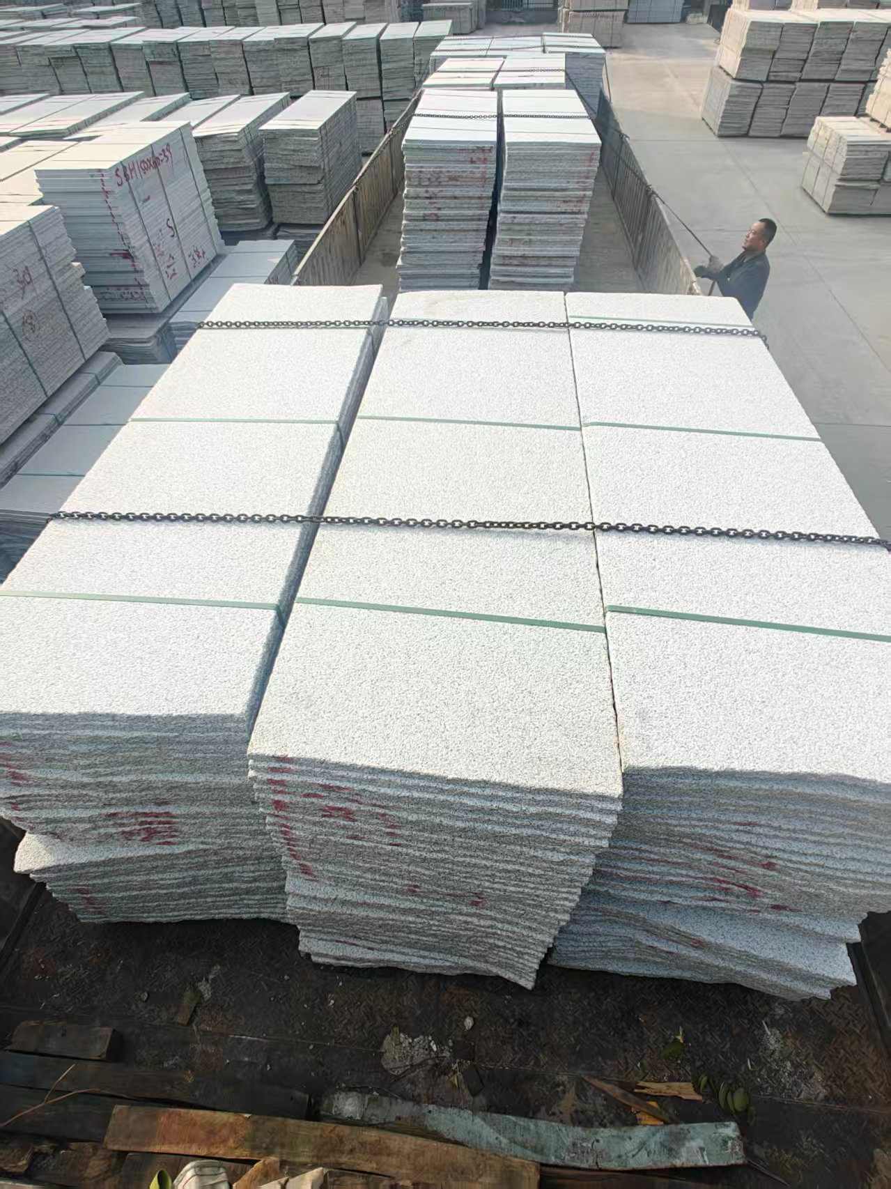 潍坊芝麻白毛板，石材毛板