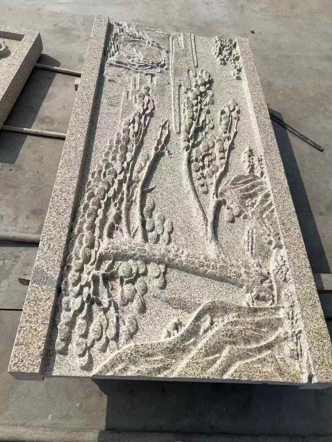 潍坊黄金麻别墅雕刻版 别墅私人定制